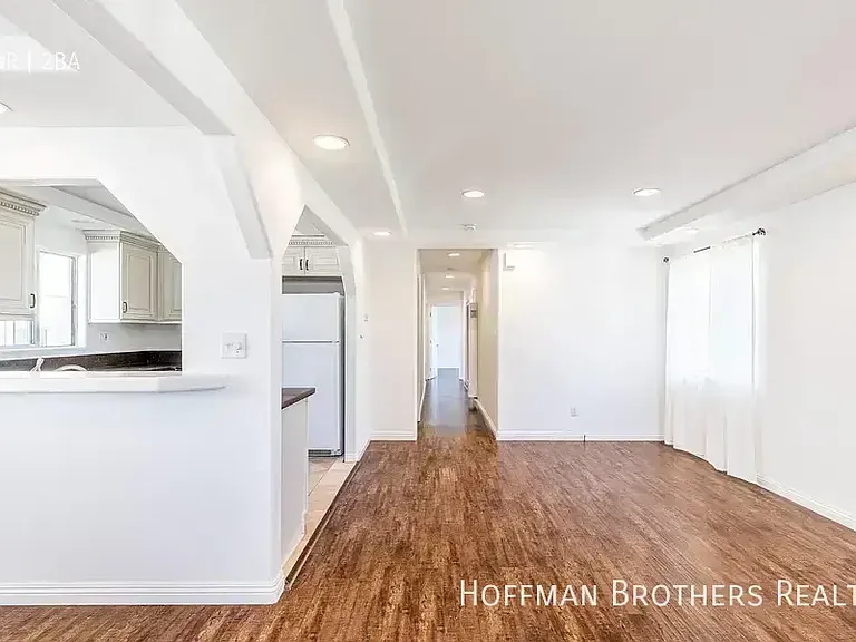 1552 S Cochran Ave — Photo 6