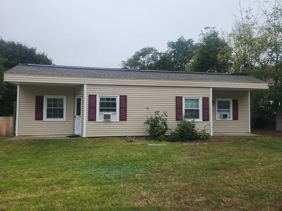 218 Main St