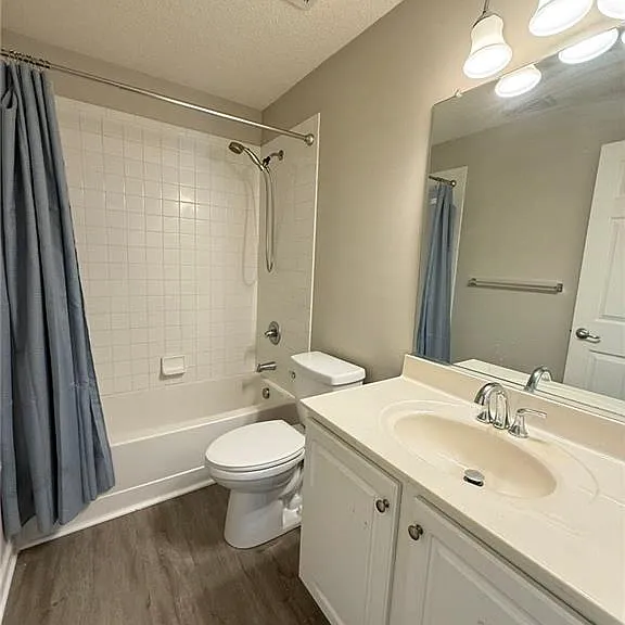 1710 Duntrune Gln — Photo 14