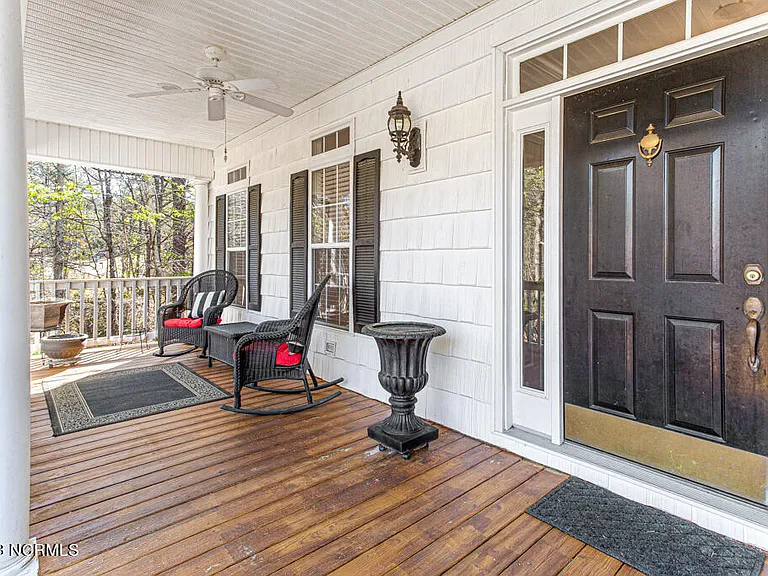 2 Lenoir Ct — Photo 4
