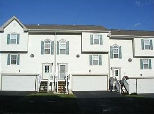 221 Scenic Hill Dr, Carnegie, PA 15106