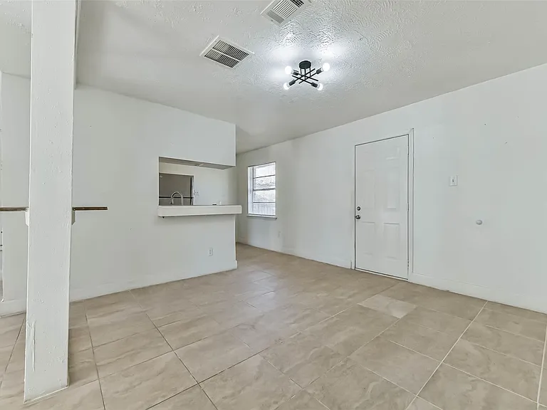 11411 Murr Way — Photo 4