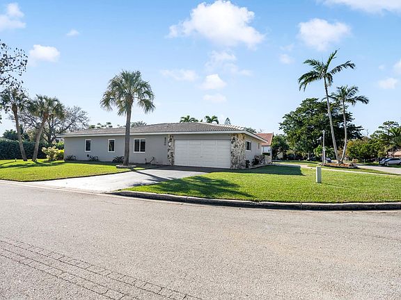 5th image of 8300 NW 15th Court