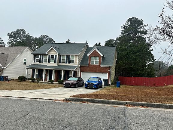 2nd image of 1367 Amaryllis Way