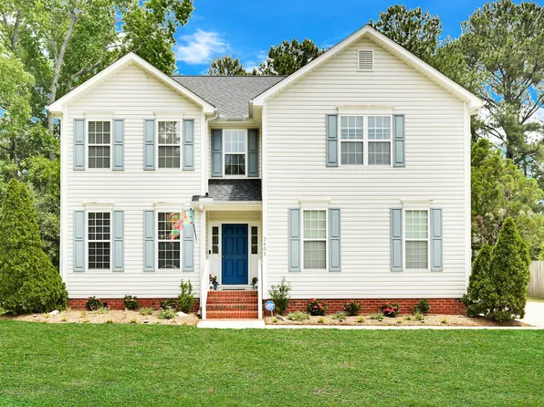 3605 E Baywood Lane E, Greenville, NC 27834