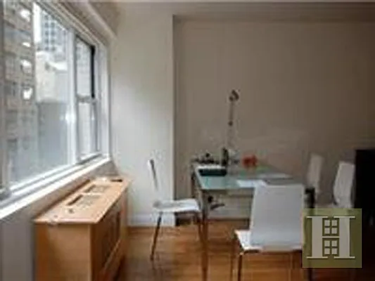 Rented by Halstead Real Estate | media 14