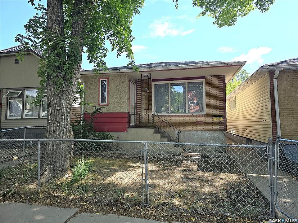 1st image of 1939 Quebec STREET