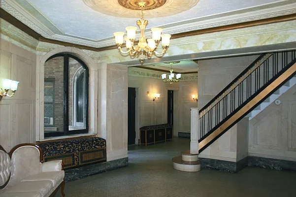 Sold by Corcoran | media 8