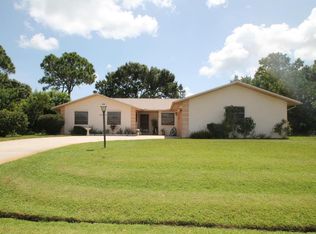 682 Jenkins St, Sebastian, FL 32958