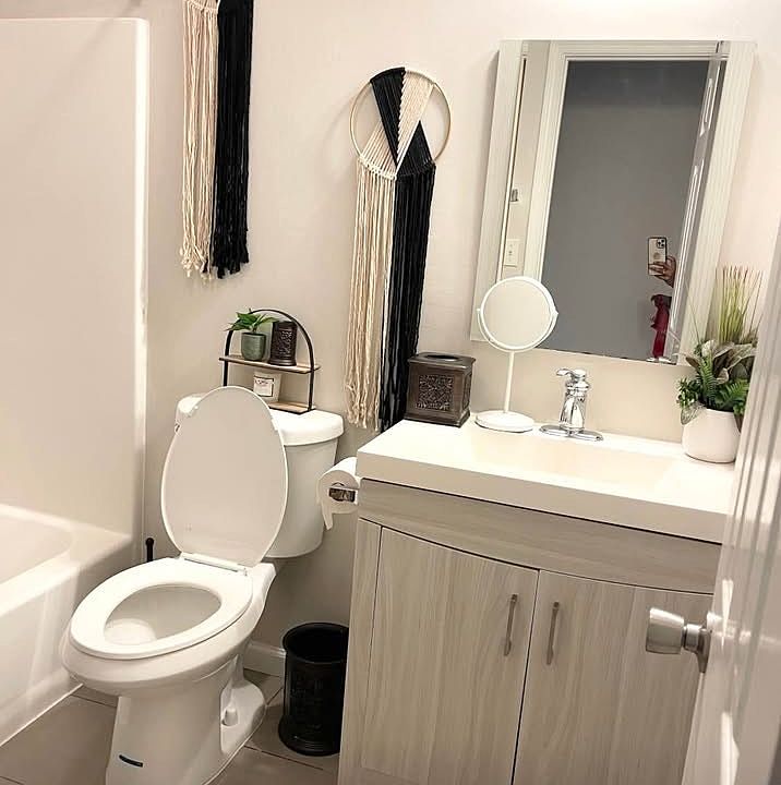 Shared Bathroom with ONE other tenant