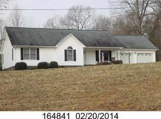 1131 Hardin Rd, Dallas, NC 28034