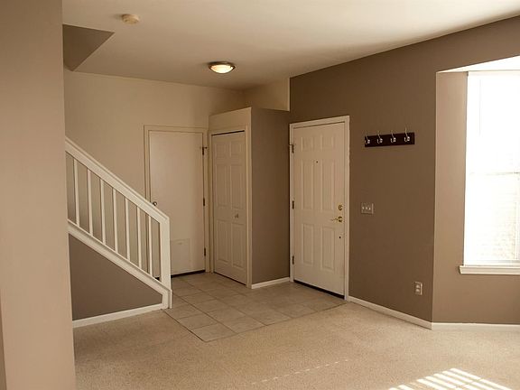 2nd image of 7484 Willow Creek Dr