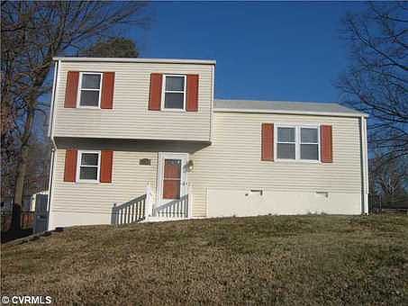 1st image of 2220 Watts Ln