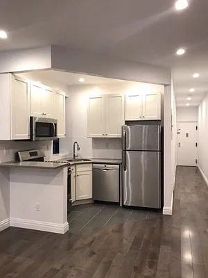 Rented by CNYC Apartments | media 23