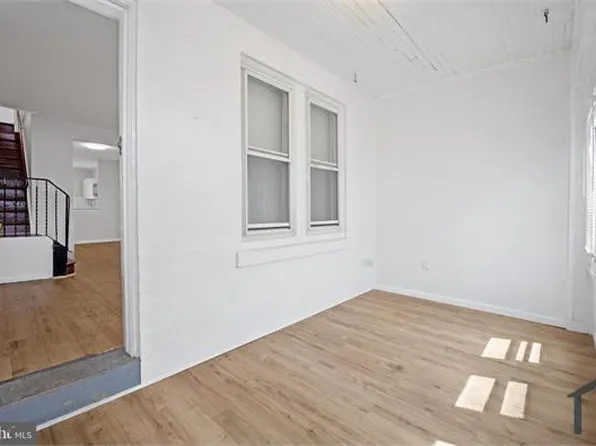 5749 Catharine St, Philadelphia, PA 19143