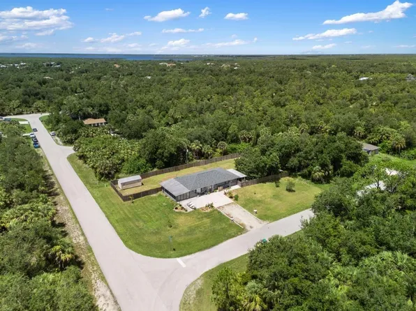 17211 Drayton Ln, Pt Charlotte, FL 33948