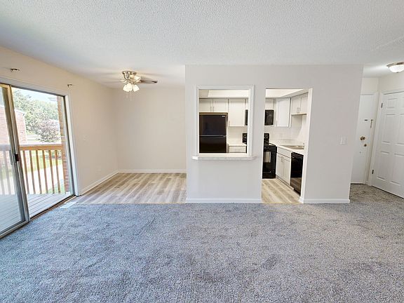 3rd image of 4285 Chestnut Ridge Rd #037bd12f5