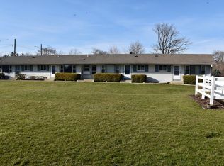 52-60 Elm Ave #52-A, Carpentersville, IL 60110