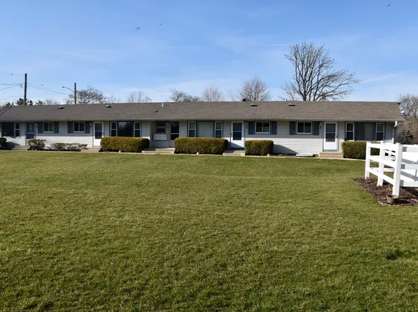 52-60 Elm Ave #52-A, Carpentersville, IL 60110