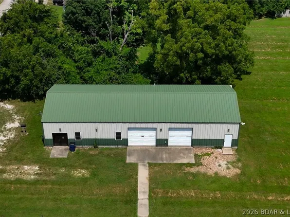 801 E 8th St, Eldon, MO 65026