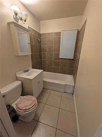 2 bed, 1.0 bath, 700 sqft, $1,100 — Photo 4