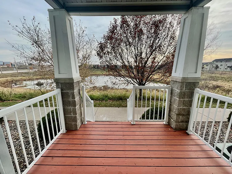 632 Gateway Pl — Photo 1