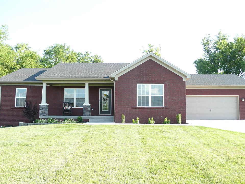1st image of 375 Lincoln Dr