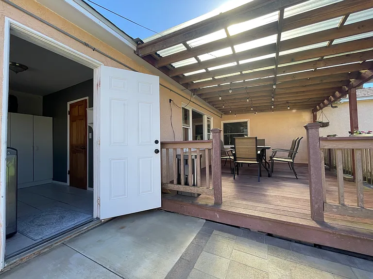 4020 Del Mar Ave — Photo 31