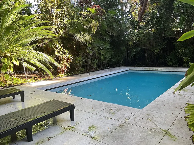 2485 Inagua Ave — Photo 3