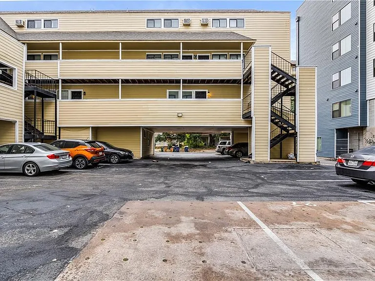 2510 San Gabriel St #305 — Photo 20