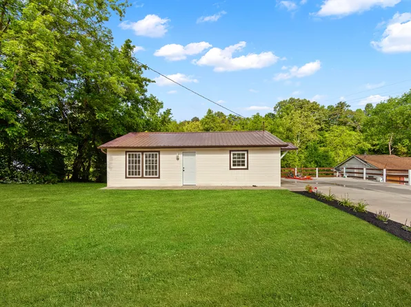 1967 Old Liberty Hill Rd, Morristown, TN 37814