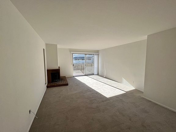 4th image of 50 Via Belardo Dr #15