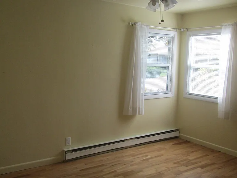 408 Ramona Ave — Photo 12
