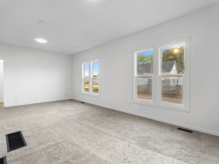 1203 E Cherry St — Photo 10