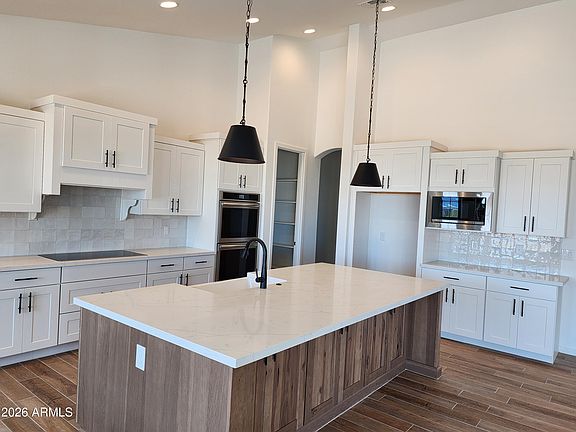 5th image of 1864 E NEW RIVER Road