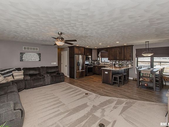 2nd image of 21636 E 650th St