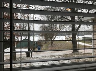 1159 Clearwater Blvd, White Lake, MI 48386