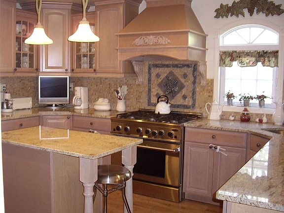 Gourmet Chef's Kitchen