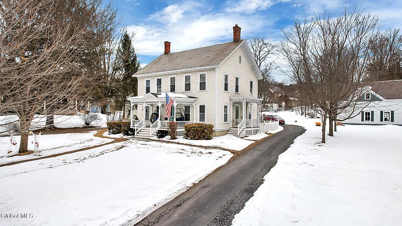 3rd image of 8 Pine Street