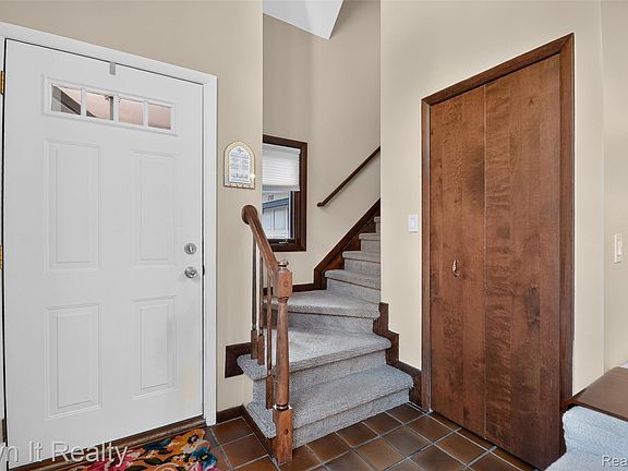 3rd image of 718 S Military St