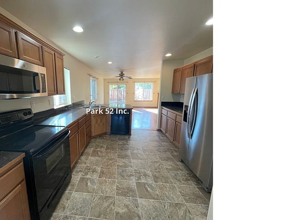 4th image of 17902 14th Avenue Ct E