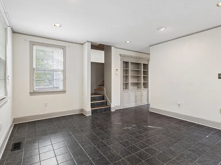 85 Hopkins St — Photo 15