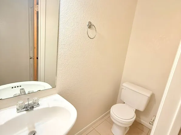 1703 Taylor St, Lampasas, TX 76550