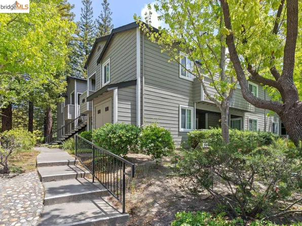 490 Canyon Oaks Dr APT F, Oakland, CA 94605