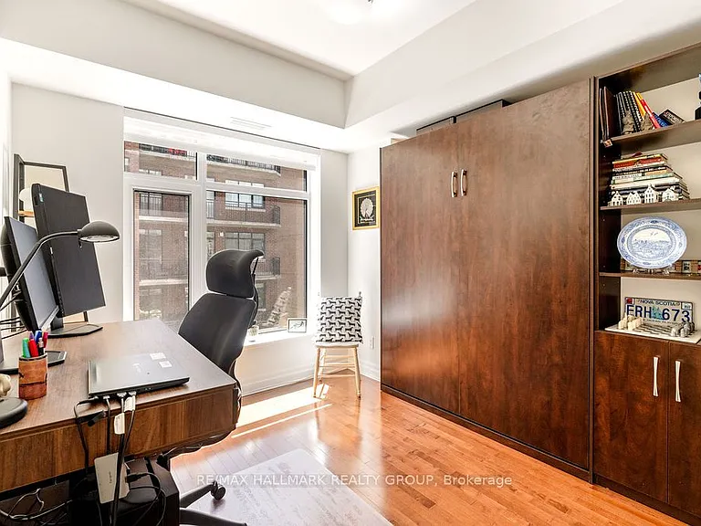 235 Kent St #514 — Photo 16