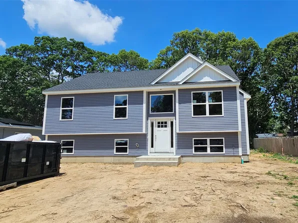 5 A Stuart Road, Shirley, NY 11967