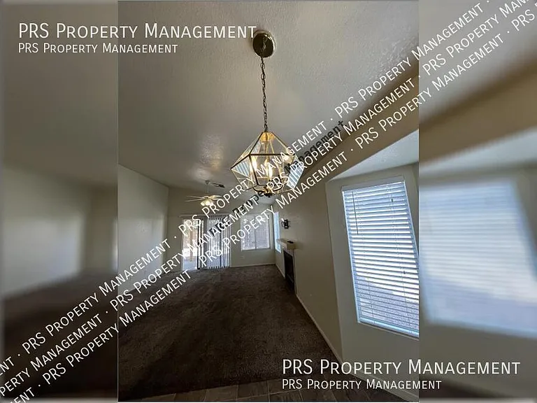 818 W Silver Creek Rd — Photo 8