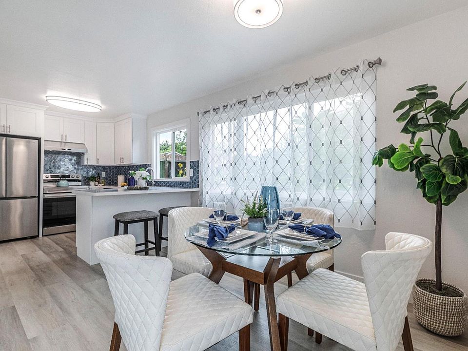 1st image of 2494 Battaglia Cir