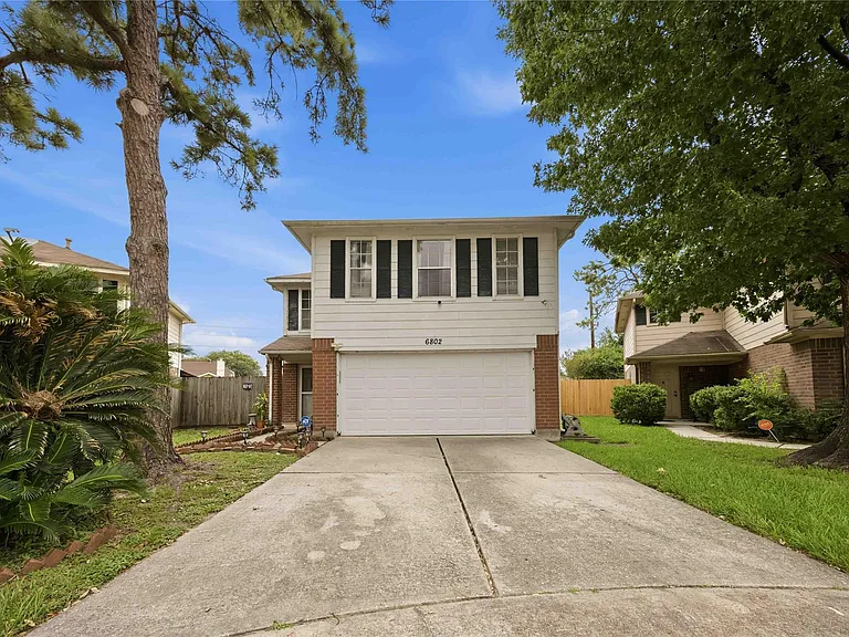 6802 Cheshire Park Rd — Photo 3