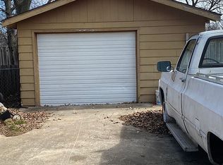 2000 Ables Rd, Sikeston, MO 63801